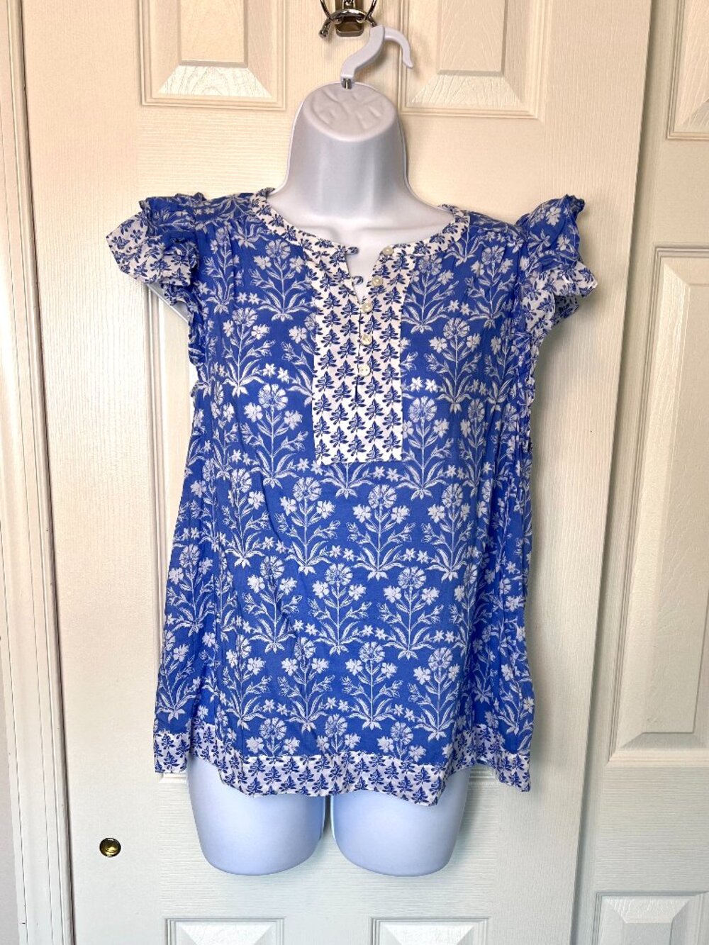 Vineyard Vines Floral Baby Doll Ruffle Sleeve Lightweight Blouse Size Small